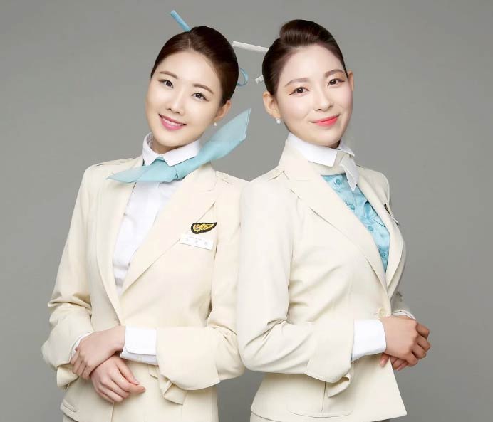 Nữ tiếp viên hàng không Hàn Quốc phải chịu những áp lực gì? - 1
