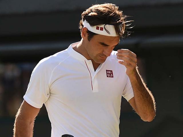 10 lần Federer nhòa lệ vì thua sốc: Ác mộng Nadal, Djokovic & những ”gã khổng lồ”