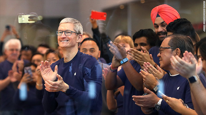 NÓNG: Apple chính thức đạt giá trị 1.000.000.000.000 đô la Mỹ - 1