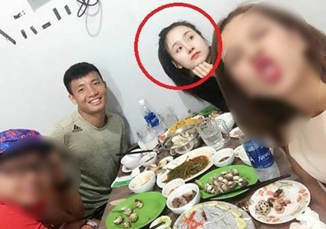 Tiến Dũng U23 là chàng "soái ca" bí mật trong tự truyện của Bà Tưng? - 1