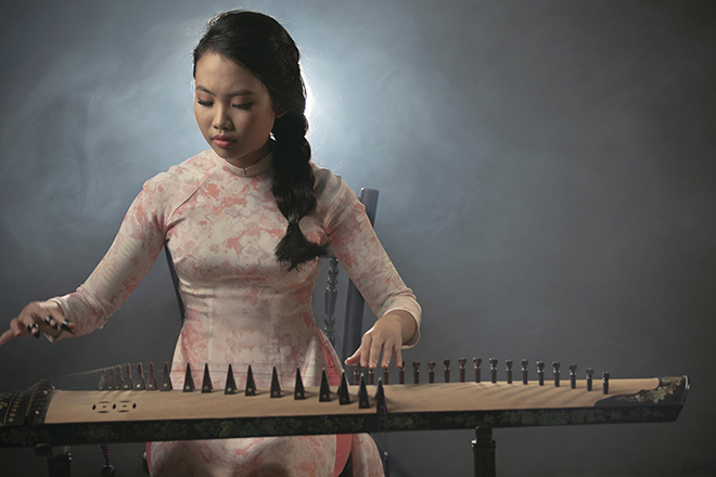 Phương Mỹ Chi không được Quang Lê hỗ trợ trong MV báo hiếu - 1