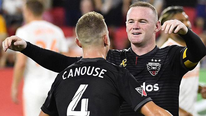 Rooney rực sáng 1 bàn 2 kiến tạo: Phong độ thăng hoa đọ tài Ibra trên đất Mỹ - 1