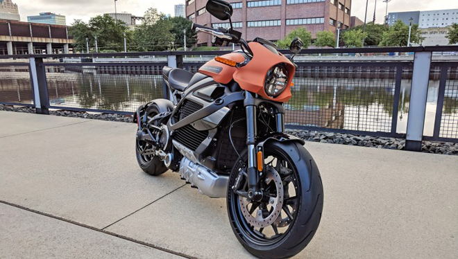 Mục sở thị mô tô điện Harley-Davidson LimeWire "bằng da bằng thịt" - 1