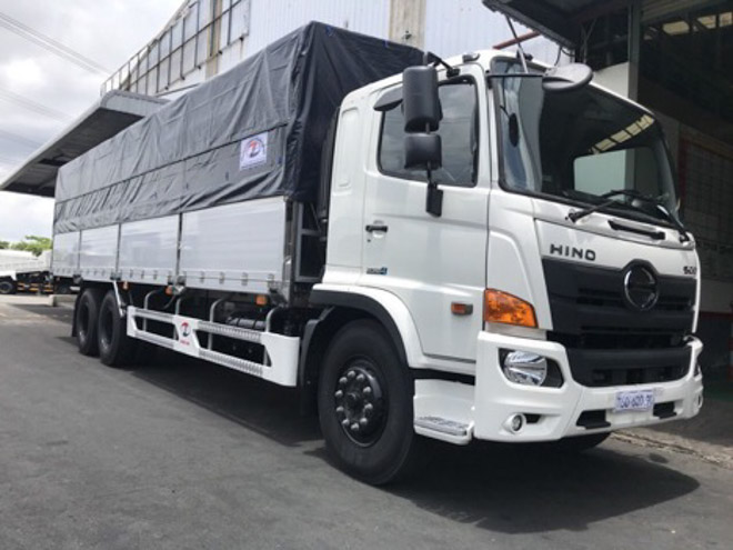 Xe tải Hino 6 tấn 5 đời mới nhất 2021 giá bao nhiêu