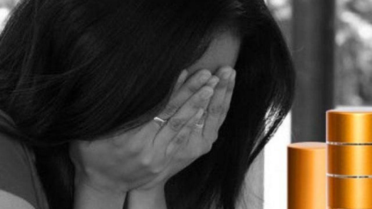 Káº¿t quáº£ hÃ¬nh áº£nh cho Ná»¯ sinh bá» em rá» háº¡i Äá»i sau khi ngá»­i nÆ°á»c hoa cÃ³ Äá»c