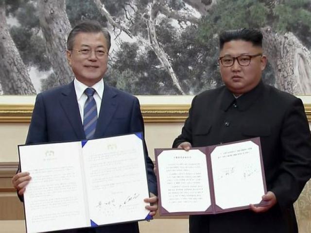 Thỏa thuận ”hòa bình” đầu tiên giữa Kim Jong-un và Tổng thống HQ