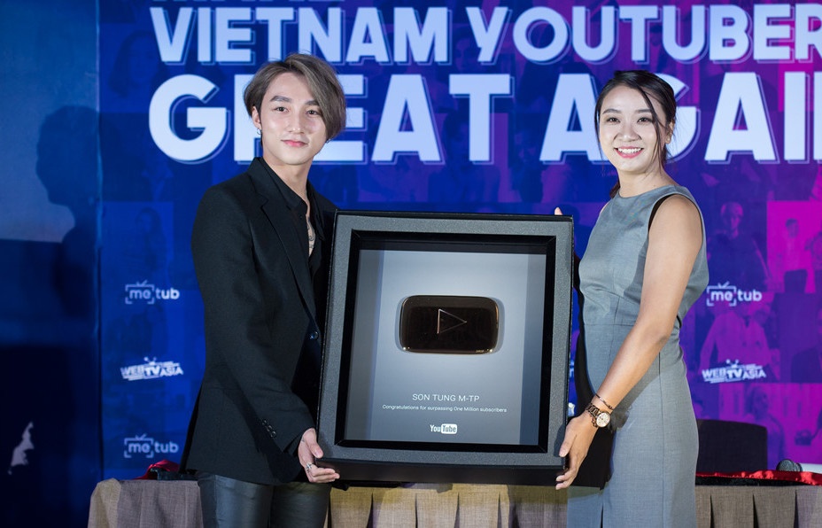 Mỹ nam có kênh YouTube lọt top 30 kênh được theo dõi nhiều nhất là ai? - 1