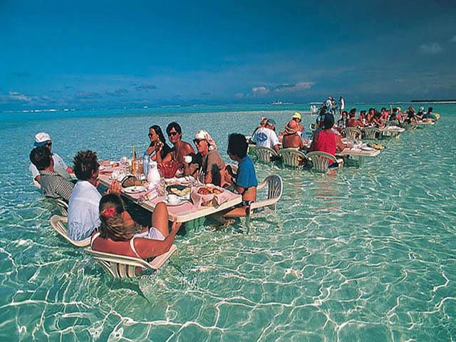 In the sea, everywhere, we can see restaurants