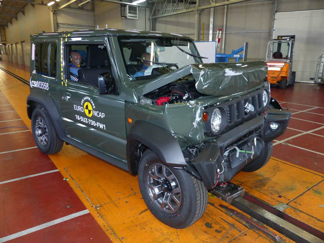 Suzuki Jimmy - Đẹp, chất nhưng kém an toàn - 1