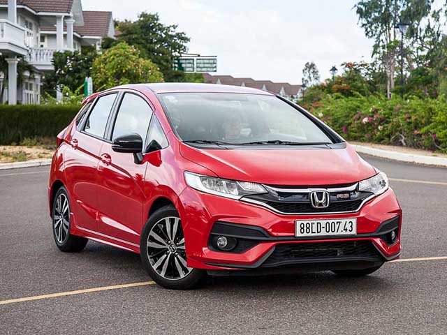 ĐÁNH GIÁ XE Honda Jazz RS 2018  Nhỏ và không có võ 