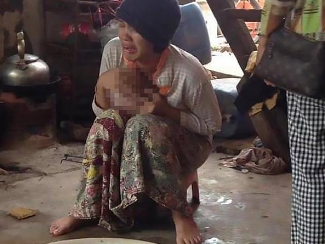 Campuchia: Cha bé gái 2 tuổi chết vì cá sấu ăn thịt kể chuyện đau lòng