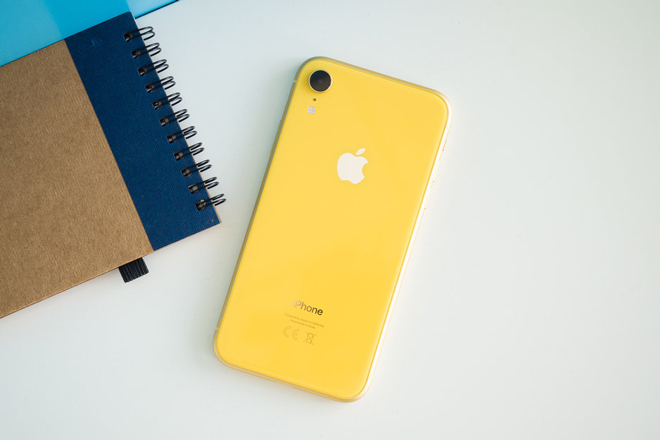 Rẻ, đẹp dung dị giúp iPhone XR vẫn được ưa chuộng nhất quý 2 - 1