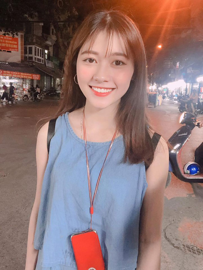 Nữ công nhân đẹp "đốn tim" dân mạng, nhan sắc thật còn bất ngờ hơn - 11