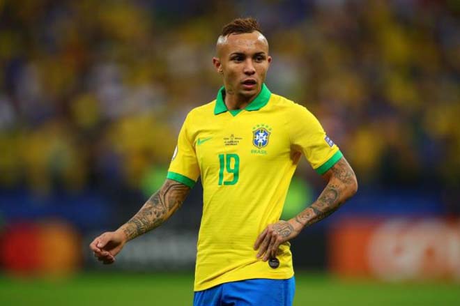 Chuyển nhượng MU 21/7: Khó mua nhà vô địch Copa America 2019 - 1