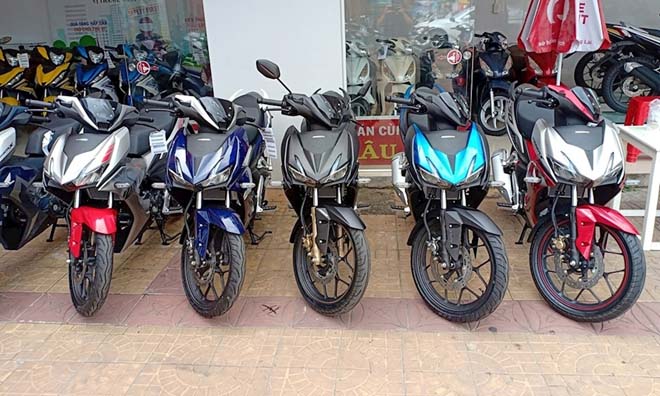 Honda Winner X mới ra mắt đã bán chênh tới 5 triệu đồng - 1