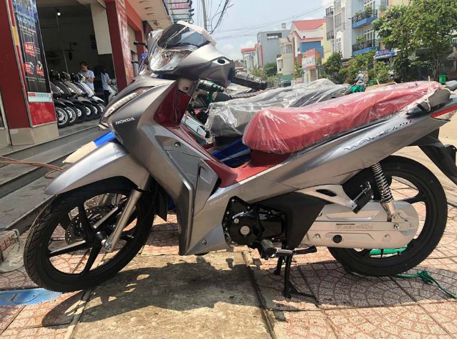 2019 Honda Wave 125i Thái Lan giá chát, người dùng Việt vẫn "mê"