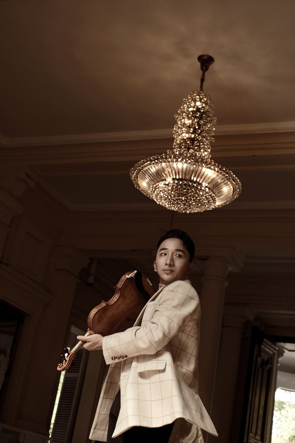 Đức Phúc lần đầu bắt tay cùng nghệ sĩ violin Hoàng Rob trong ca khúc mới - 1