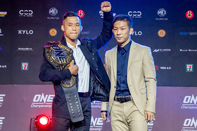 Xem thường “Vua MMA” gốc Việt Martin Nguyễn, võ sĩ Nhật trả giá đắt - 1