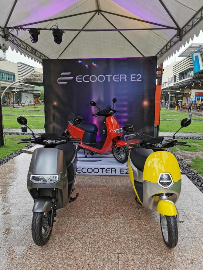 Xe ga điện Ecooter E2: Đối thủ trên tầm VinFast Klara, tốc độ 90 km/h - 1