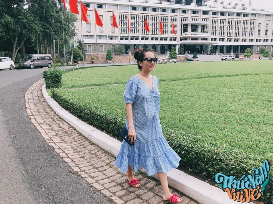 Muốn bầu mặc vẫn sang như Lan Khuê, vợ Hoàng Bách, học ngay bí quyết này - 4