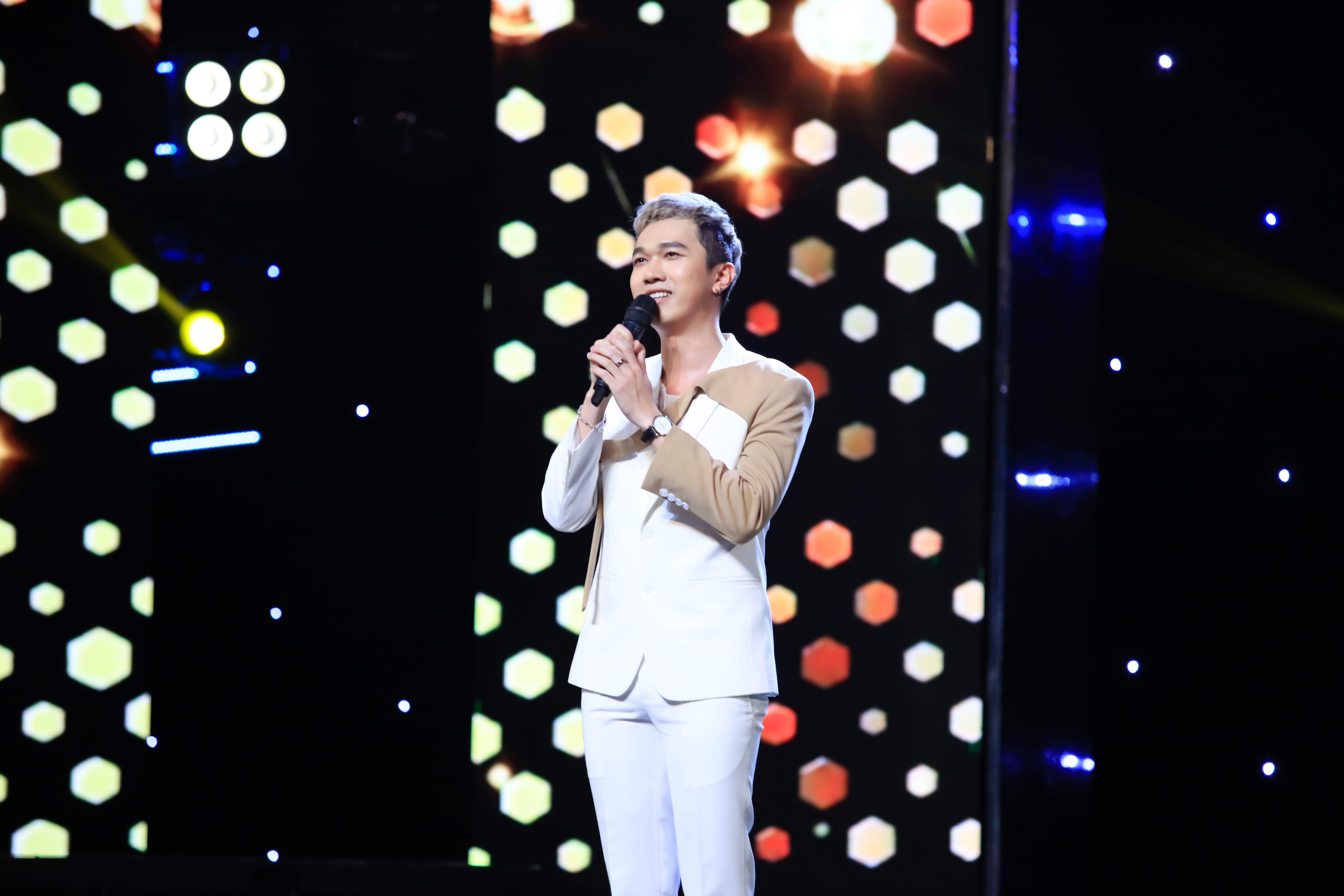 Thiện Nhân xinh đẹp, khác lạ sau 5 năm đăng quang The Voice Kids - 6