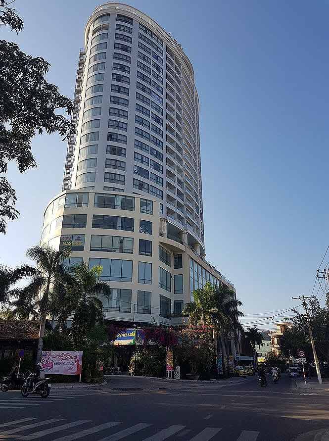 Thông tin mới về đường dây bán dâm cho khách Trung Quốc tại Nha Trang - 2