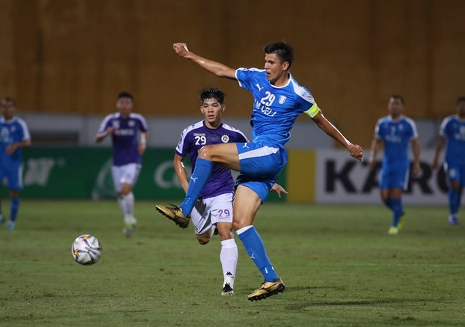 Bán kết AFC Cup Hà Nội - Altyn Asyr: Quang Hải tưng bừng cú đúp, penalty định đoạt - 1