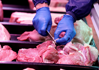 Giá thịt lợn tăng lên mức kỉ lục, Trung Quốc lên kế hoạch “bán tống bán tháo”