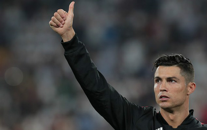 Kinh ngạc Ronaldo: Lập poker hủy diệt, kiếm tiền “vô địch thiên hạ” tại Serie A - 1