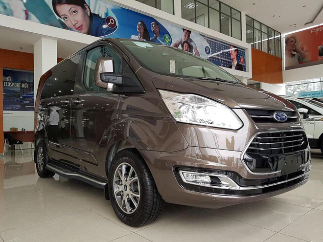 MPV gia đình Ford Tourneo chính thức ra mắt thị trường Việt, giá dưới 1 tỷ đồng - 1