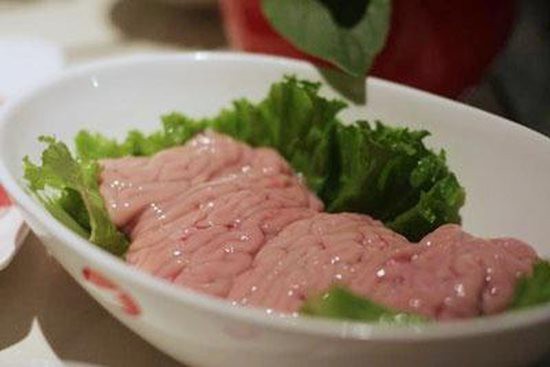 Những cách ăn cực kỳ nguy hiểm biến thịt lợn thành... "thuốc độc" - 1