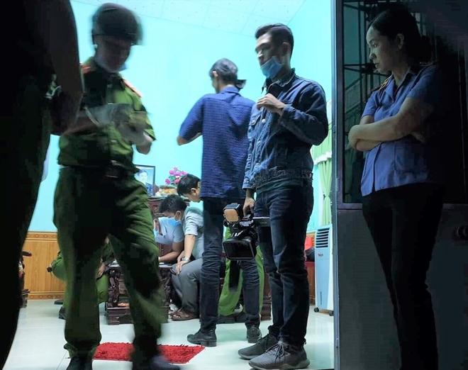 Chồng sắp cưới giết cô giáo mầm non rồi rạch bụng tự sát - 2