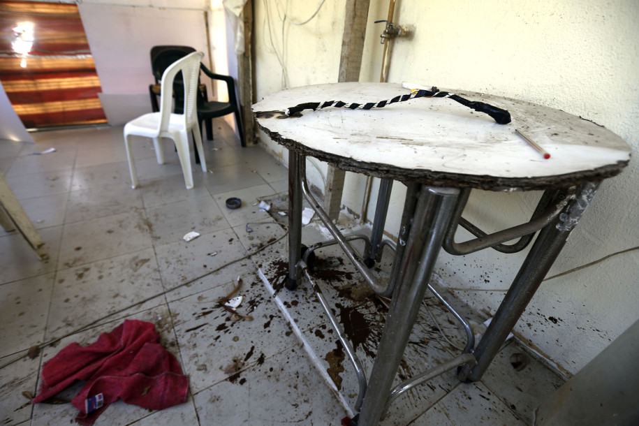 Ghê rợn động mại dâm ép "gái bán hoa" phá thai, tra tấn đến chết nếu cãi lời - 2