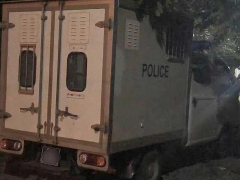 Tướng cướp vùng biên và cuộc đào tẩu bất thành - 2