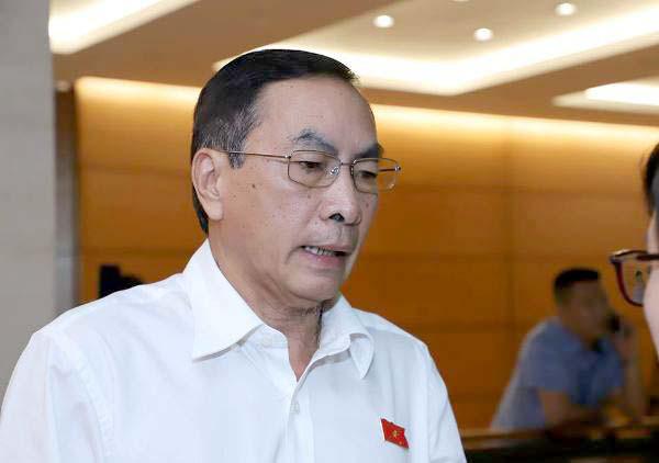 Giám đốc Công an không phải người địa phương: Chặn ê kíp, sân sau - 1