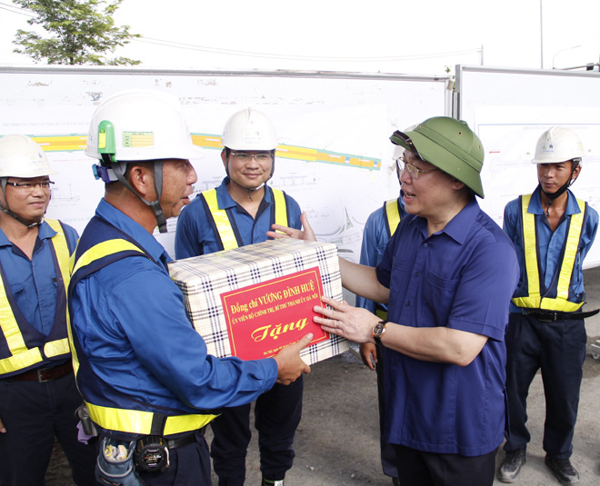 Kiểm tra một loạt công trình giao thông, Bí thư Hà Nội ấn định mốc thời gian phải hoàn thành - 5