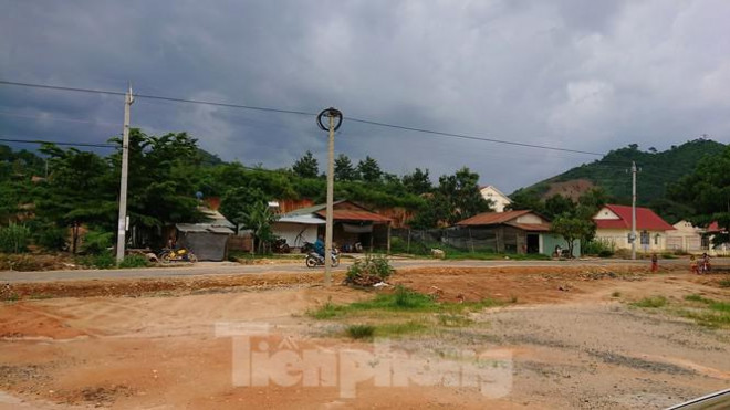 Đắk Nông: Cận cảnh những giấy cam kết không tiêm chủng 'rất lạ' - 11