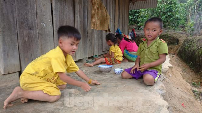 Đắk Nông: Cận cảnh những giấy cam kết không tiêm chủng 'rất lạ' - 14