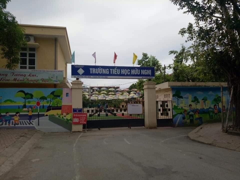 Vụ phụ huynh đánh học sinh lớp 1 dãn man: “Cháu vẫn hoảng sợ, không muốn đến trường” - 3