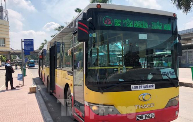 Cận cảnh tuyến xe buýt doanh nghiệp 'dọa' dừng hoạt động ở Hà Nội - 3
