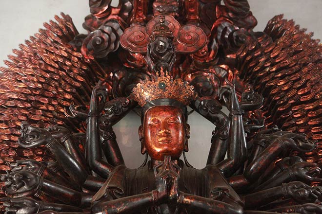 Lắp "mắt thần" theo dõi ngày đêm bảo vật nhiều tay nhất Việt Nam - 5