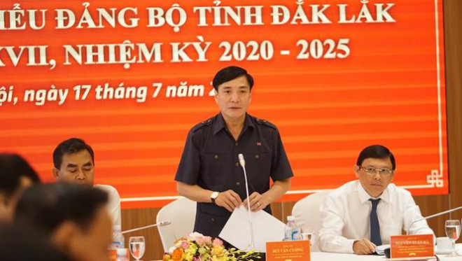 Bố trí bí thư không phải người địa phương, tránh cán bộ 'chín đồng loạt' - 3