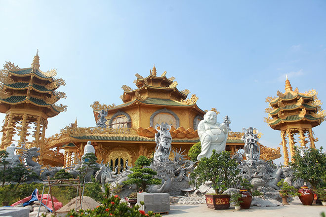 Ngôi chùa &#34;dát vàng&#34; có cả trăm con rồng, phượng uốn lượn ở Hưng Yên - 1