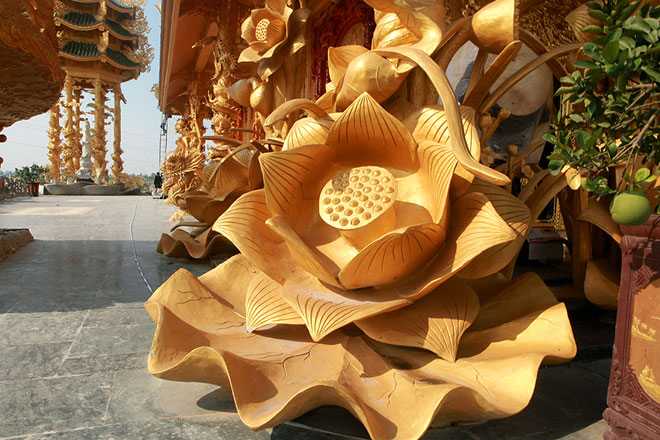 Ngôi chùa "dát vàng" có cả trăm con rồng, phượng uốn lượn ở Hưng Yên - 9