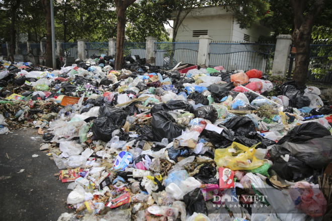 Kinh hoàng rác thải "bủa vây" khu tập luyện của vận động viên thể thao quốc gia - 6