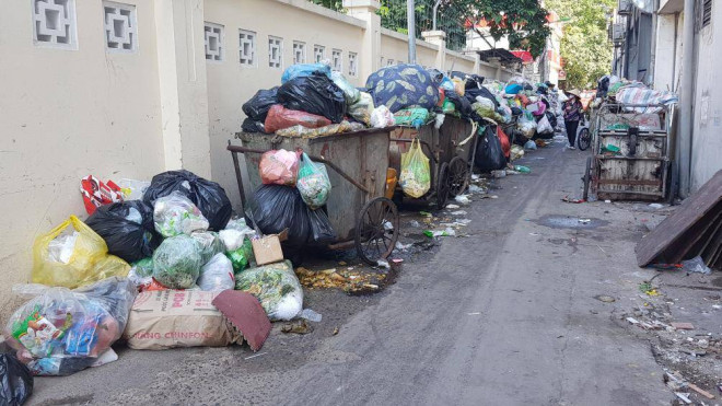 Nóng trong tuần: Khởi tố vụ án liên quan đến thành viên Tổ giúp việc của Chủ tịch UBND TP Hà Nội - 5