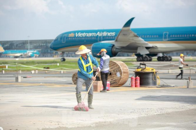 Đại công trường hơn 2000 tỷ cải tạo đường băng sân bay Quốc tế Nội Bài - 5