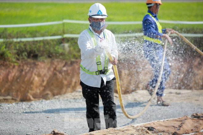 Đại công trường hơn 2000 tỷ cải tạo đường băng sân bay Quốc tế Nội Bài - 11