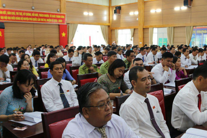 Ông Mai Văn Huỳnh tái đắc cử Bí thư Huyện ủy Phú Quốc - 3