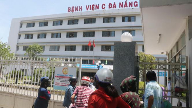 Bệnh viện C Đà Nẵng 'nội bất xuất, ngoại bất nhập' sau ca nghi mắc COVID-19 - 3